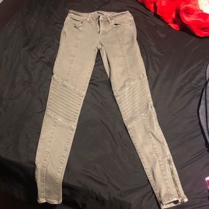 American eagle army green long skinny jegging